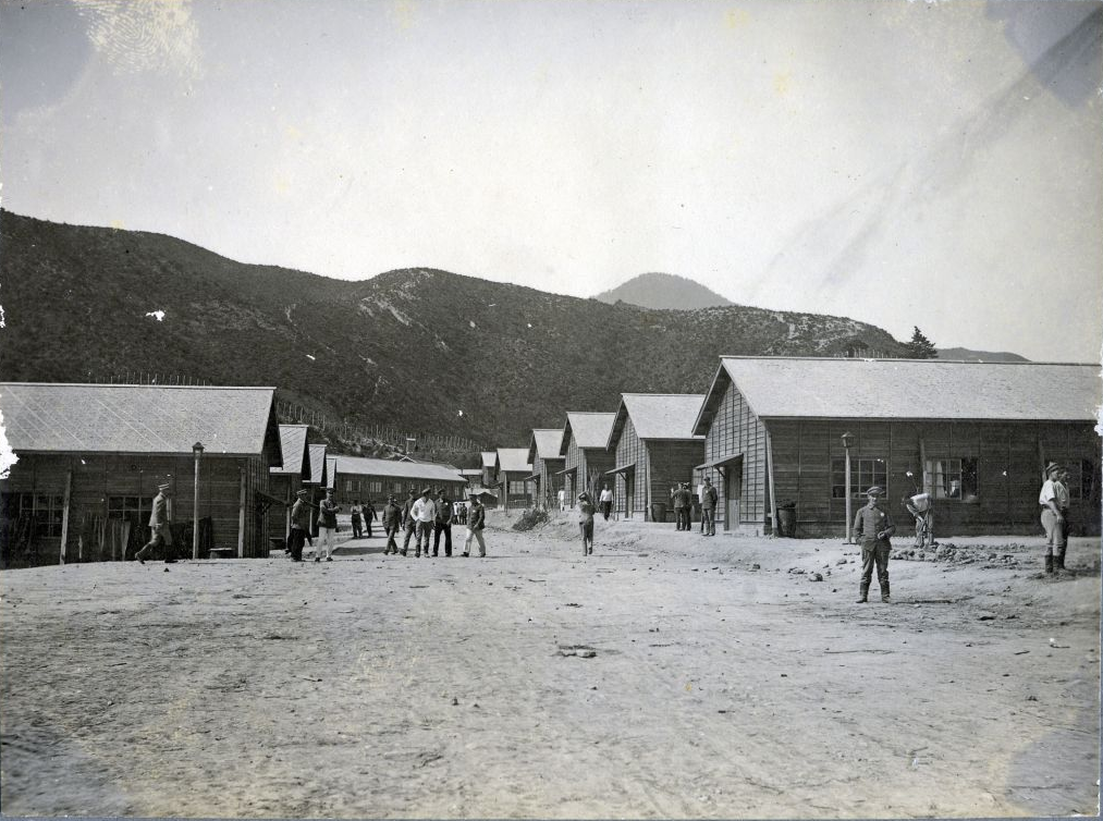 „Hauptstraße“ im Lager Bandō (Signatur H 57-01)
